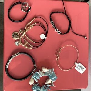Bracelets-6 costume jewelry bracelets for one price!!!